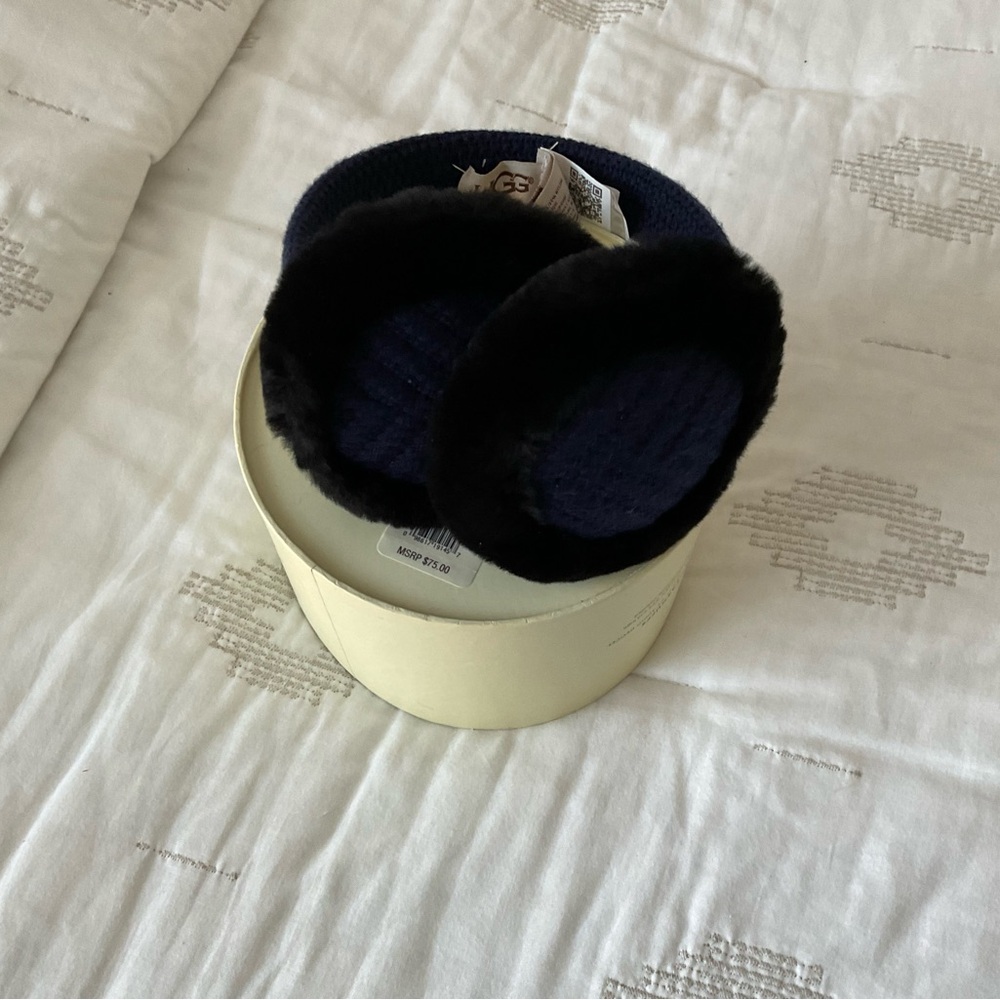 Avg Blue with earphone jacks